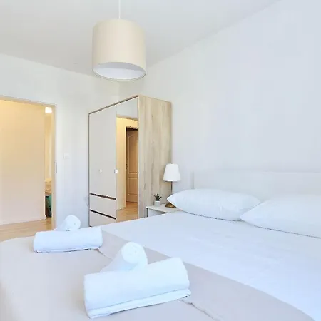 Marina Apartman