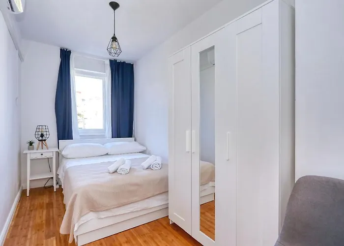 Marina Апартаменти *