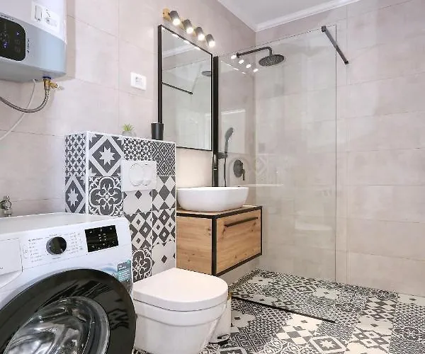 Апартаменти Marina