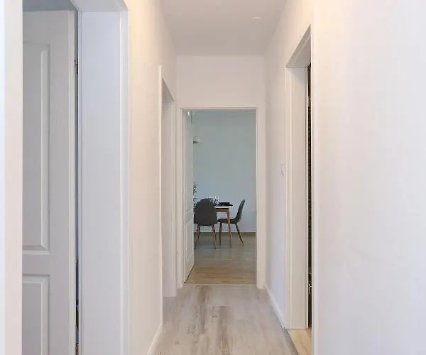 Апартаменти Marina *